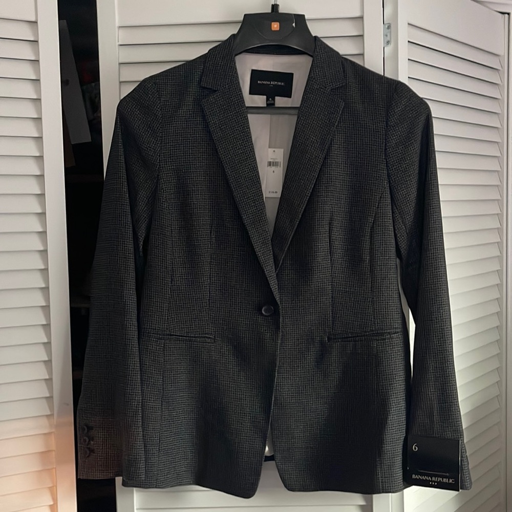 Women’s Banana Republic Blazer